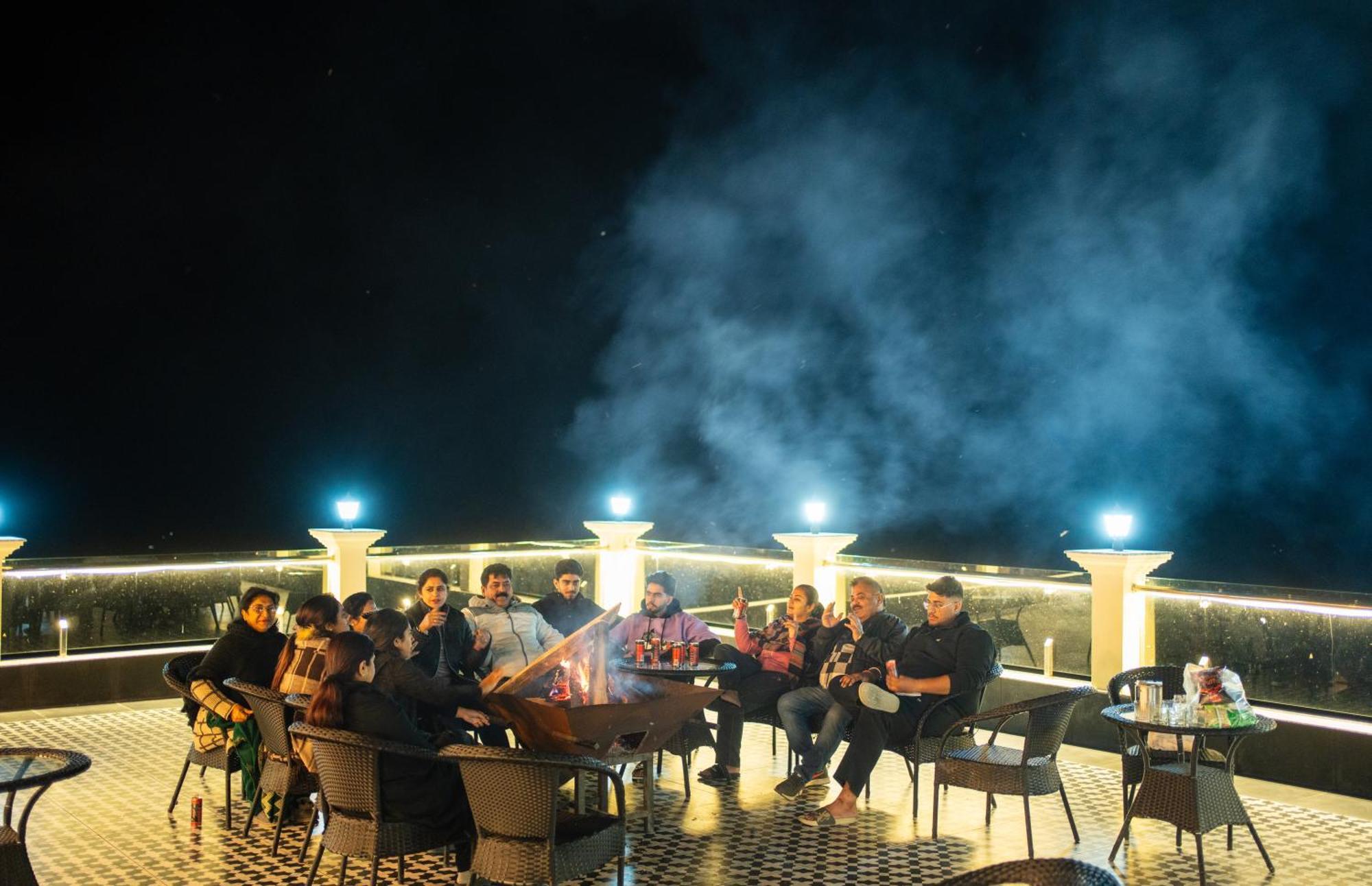 Trideus Mountain Club & Resort, Mussoorie Eksteriør bilde