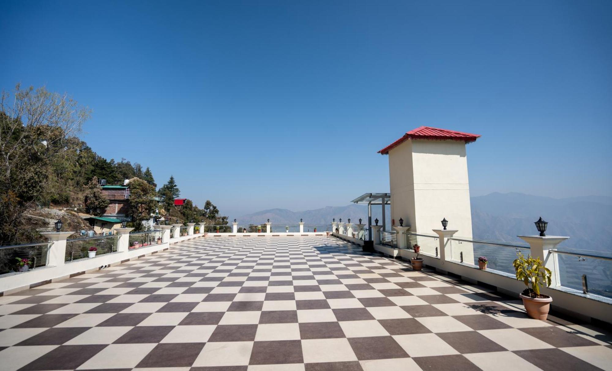 Trideus Mountain Club & Resort, Mussoorie Eksteriør bilde
